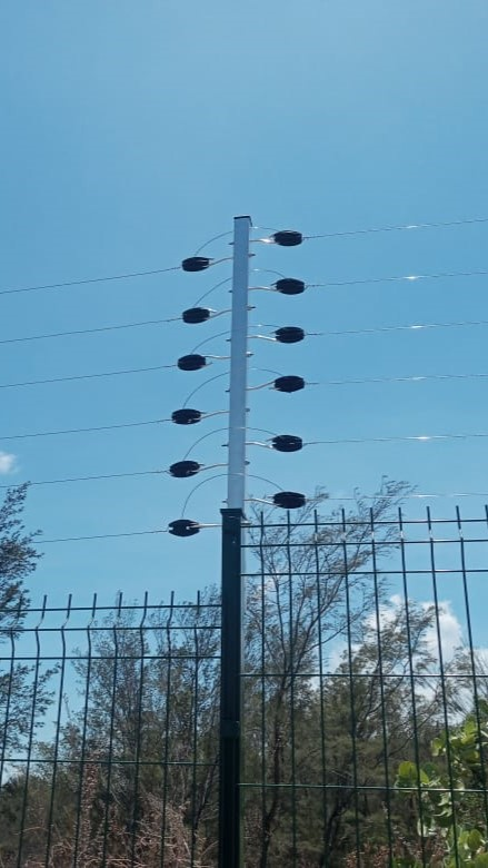 Sistema de cerca elétrica completo com central de choque